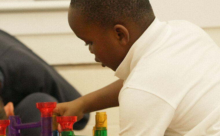 Children playing at a uKids breakfast club